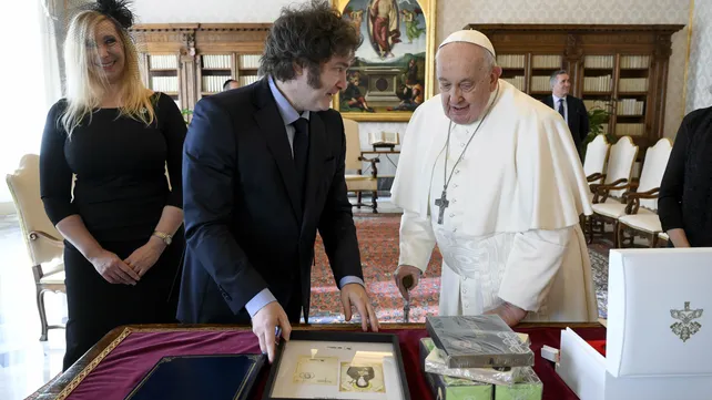 Milei y el Papa Francisco se reunieron en el Vaticano